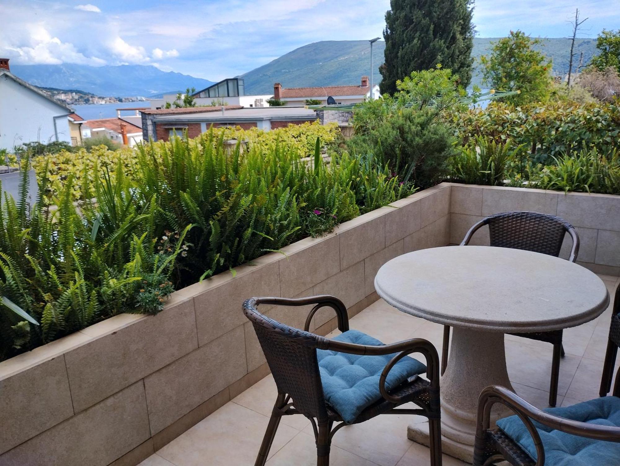 Monteview Duplex Villa Herceg Novi Eksteriør billede